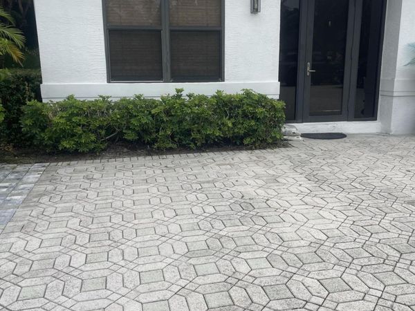 8691 MAN O WAR Road, Unit A, Palm Beach Gardens, FL 33418