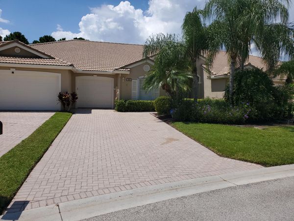 321 NW BROKEN OAK Trail, Unit 321, Jensen Beach, FL 34957
