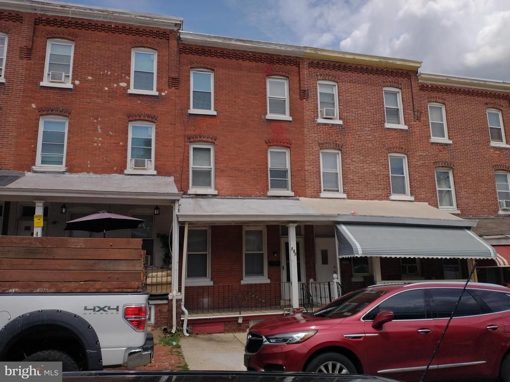 247 E Oak Street, Norristown, PA 19401 Main Photo