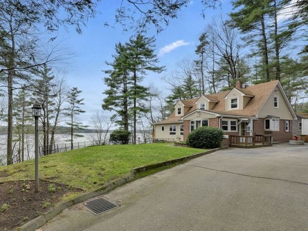172 Stone Road, East Brookfield, MA 01515