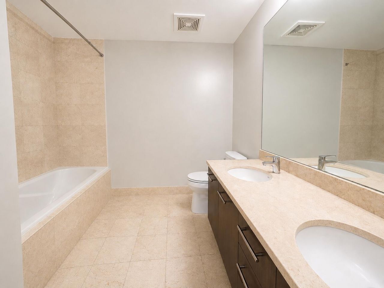 410 Evernia Street, Unit 506, West Palm Beach, FL 33401 Photo