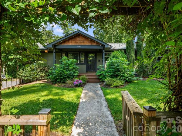 10 Davenport Place, Asheville, NC 28806