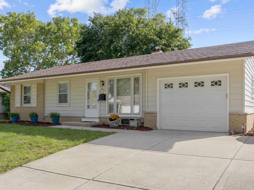 Main Photo