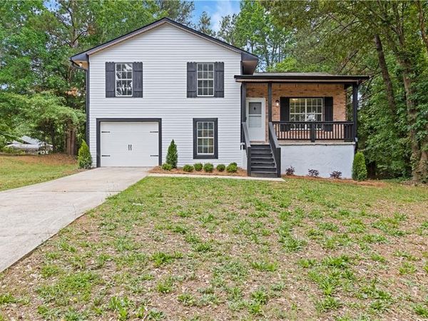 216 Highland Drive , Mcdonough, GA 30253