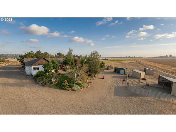 998 NE BROWN DR, Madras, OR 97741