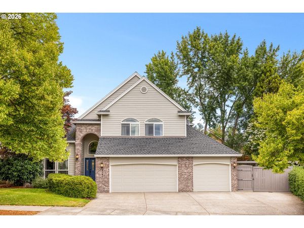 3186 NE 12TH AVE, Hillsboro, OR 97124