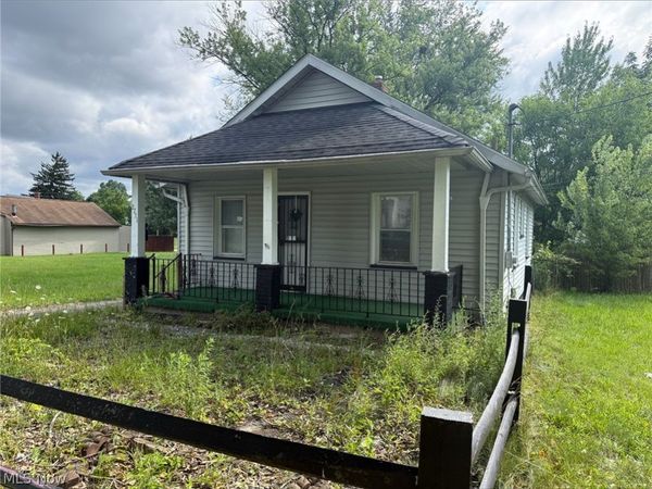 2731 Jean Street , Youngstown, OH 44502