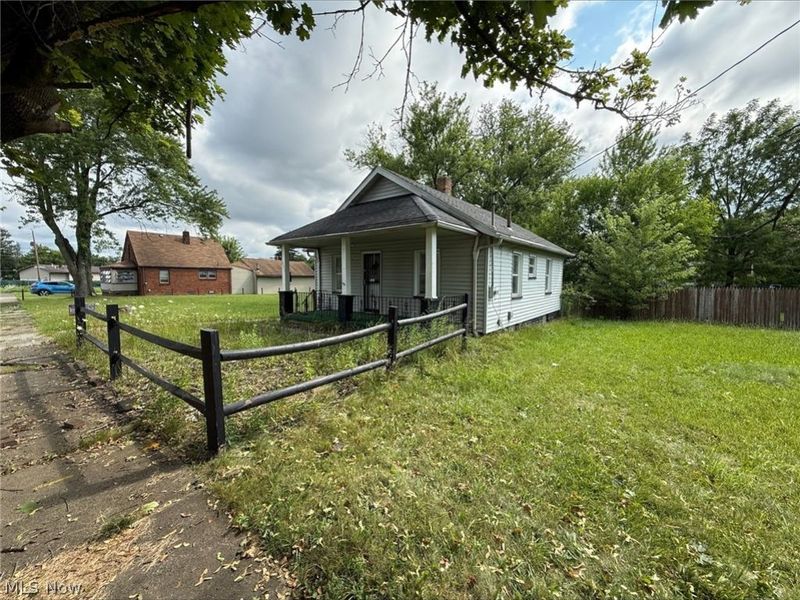 2731 Jean Street , Youngstown, OH 44502 Photo 5