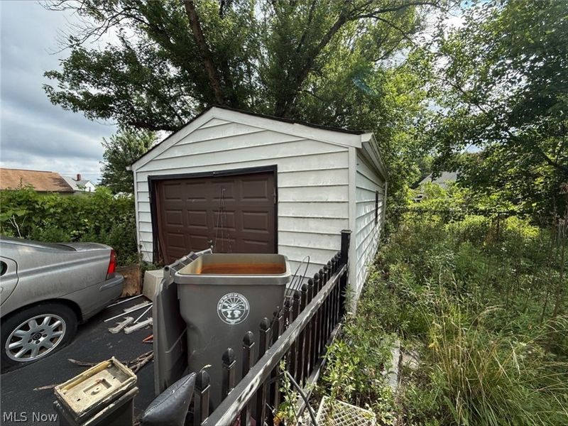 2731 Jean Street , Youngstown, OH 44502 Photo 6