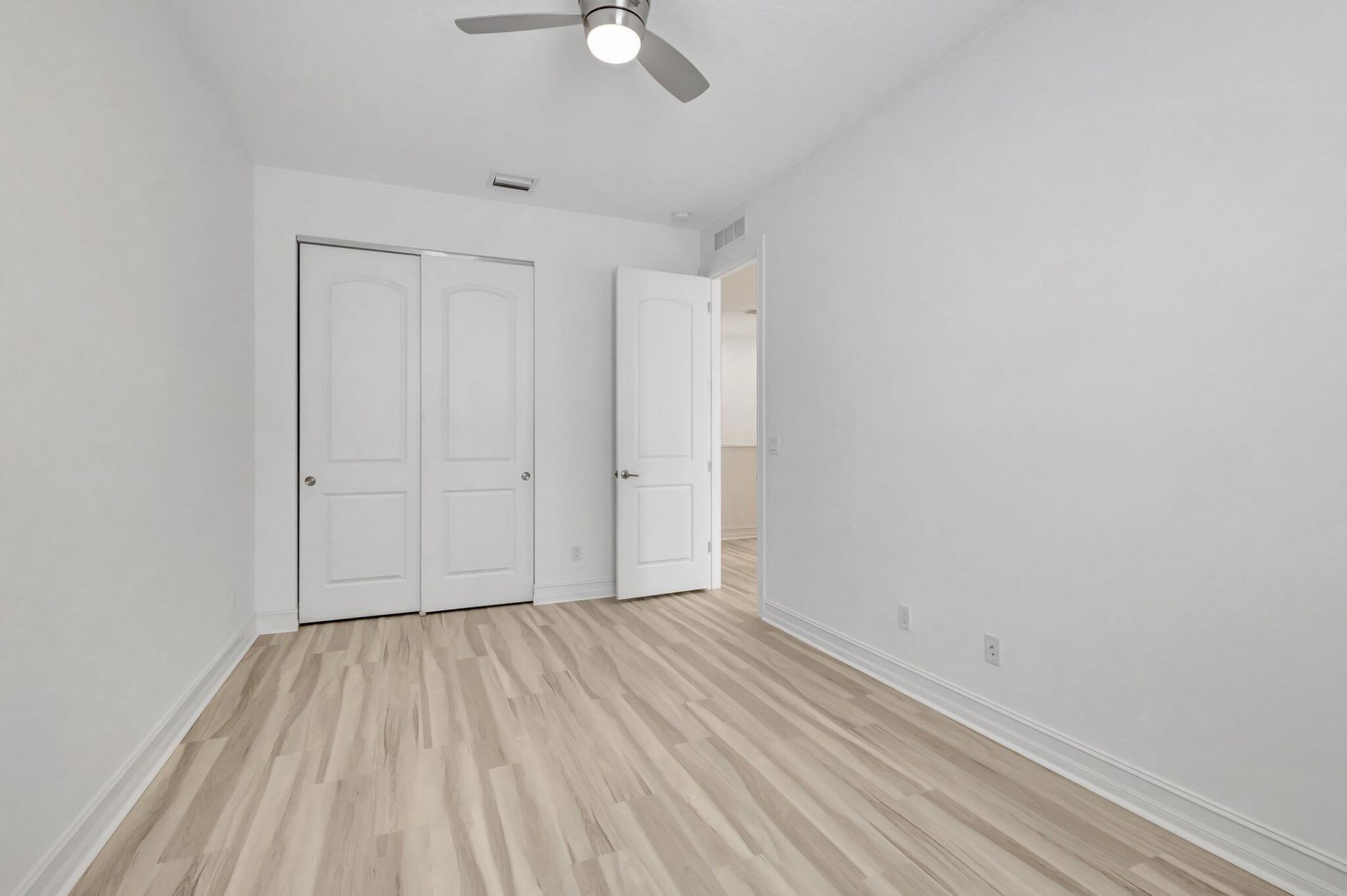 91 Palm Lane, Royal Palm Beach, FL 33411 Photo