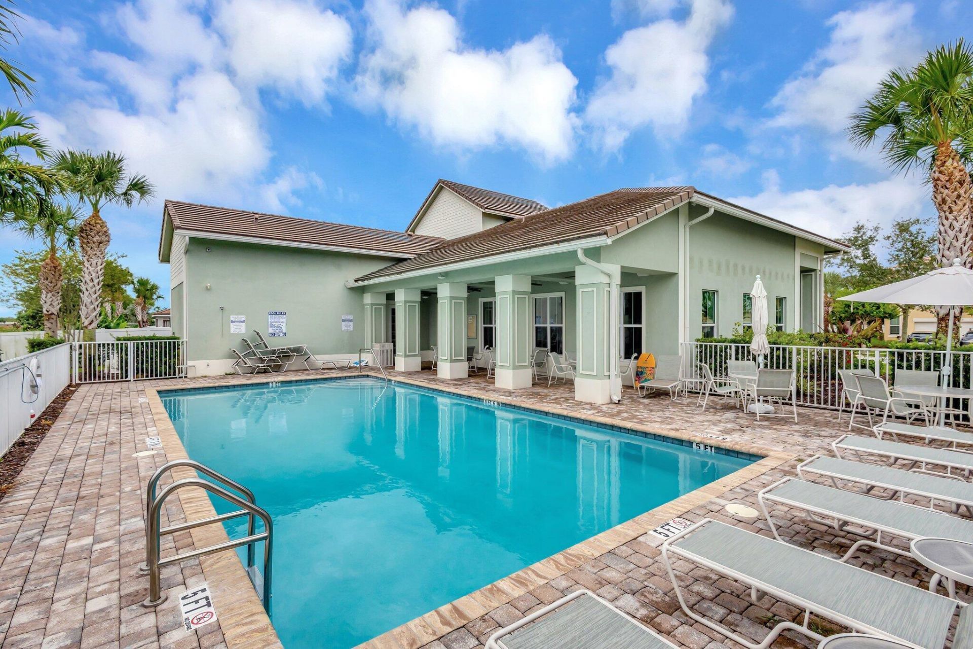 91 Palm Lane, Royal Palm Beach, FL 33411 Photo