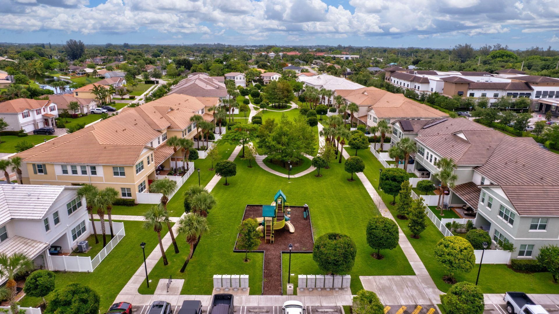 91 Palm Lane, Royal Palm Beach, FL 33411 Photo