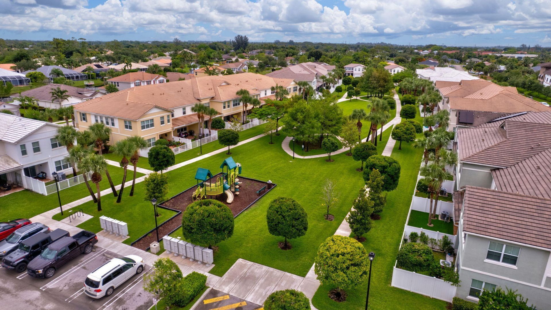91 Palm Lane, Royal Palm Beach, FL 33411 Photo