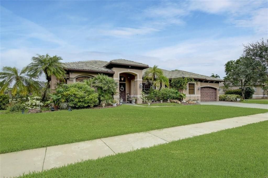 4053 SW 141st Avenue, Davie, FL 33330 Photo
