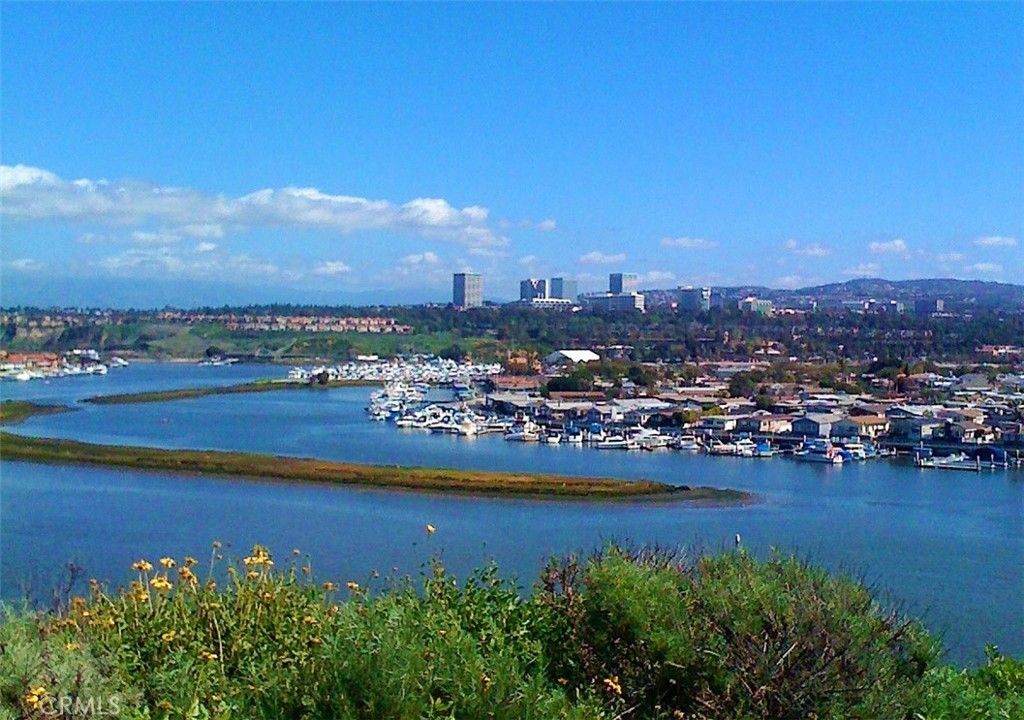 246 S Bayside Way, Newport Beach, CA 82660 Main Photo