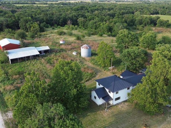 24414 Nickel Avenue, Keosauqua, IA 52565