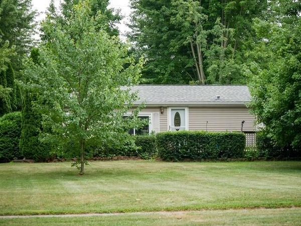 79 Hawley Street, Quincy, MI 49082