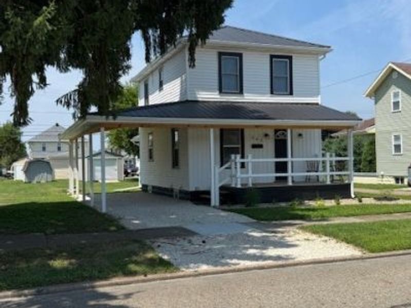 562 Heller Drive, Newcomerstown, OH 43832 Photo 4