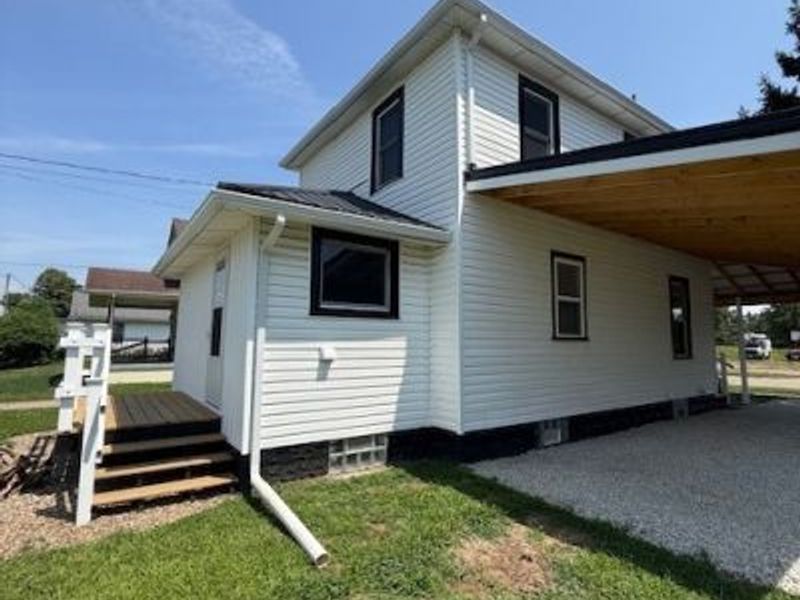 562 Heller Drive, Newcomerstown, OH 43832 Photo 6