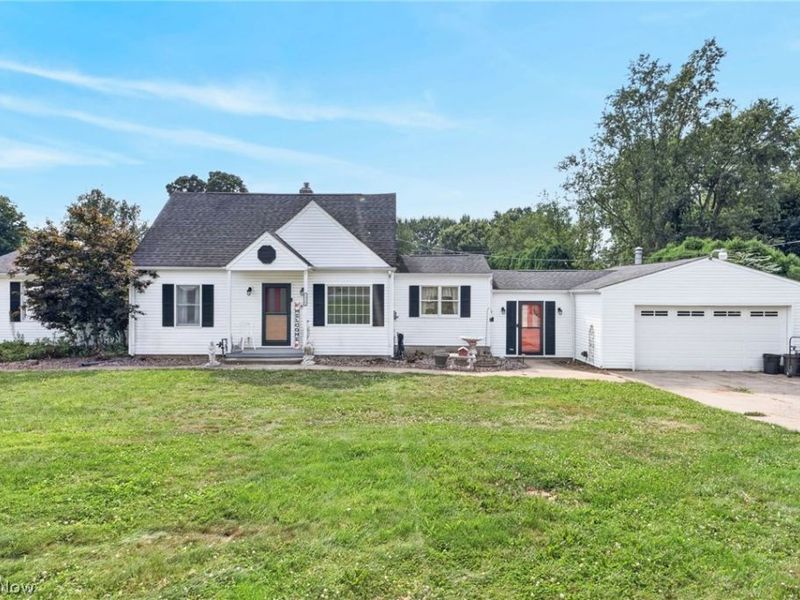 1313 Martin Road, Mogadore, OH 44260 Photo 1