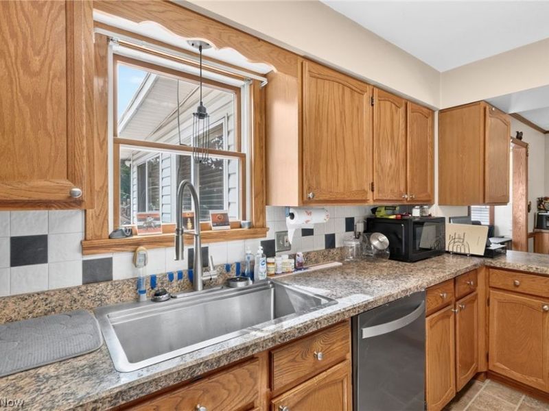 1313 Martin Road, Mogadore, OH 44260 Photo 6