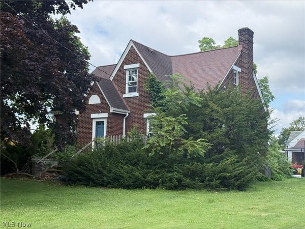 800 Tenney Avenue , Campbell, OH 44405