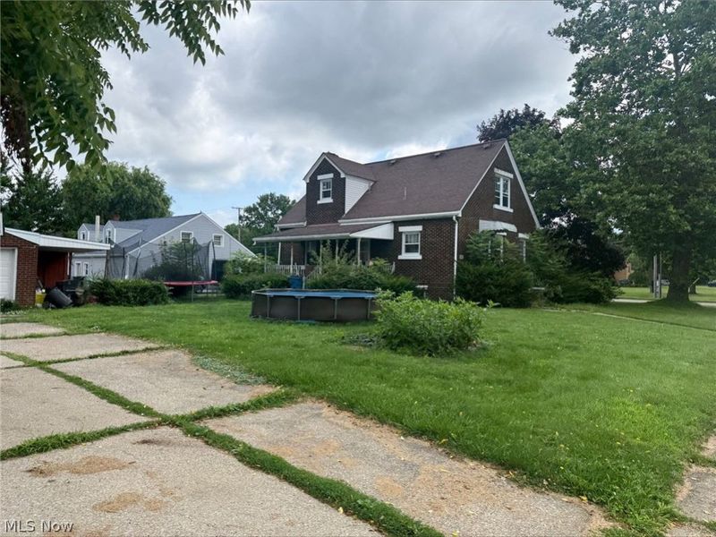 800 Tenney Avenue , Campbell, OH 44405 Photo 2