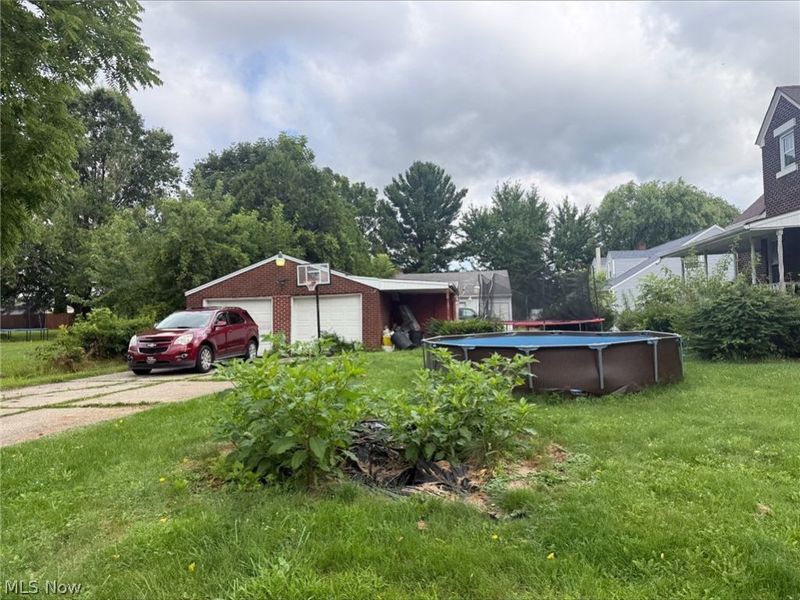 800 Tenney Avenue , Campbell, OH 44405 Photo 4
