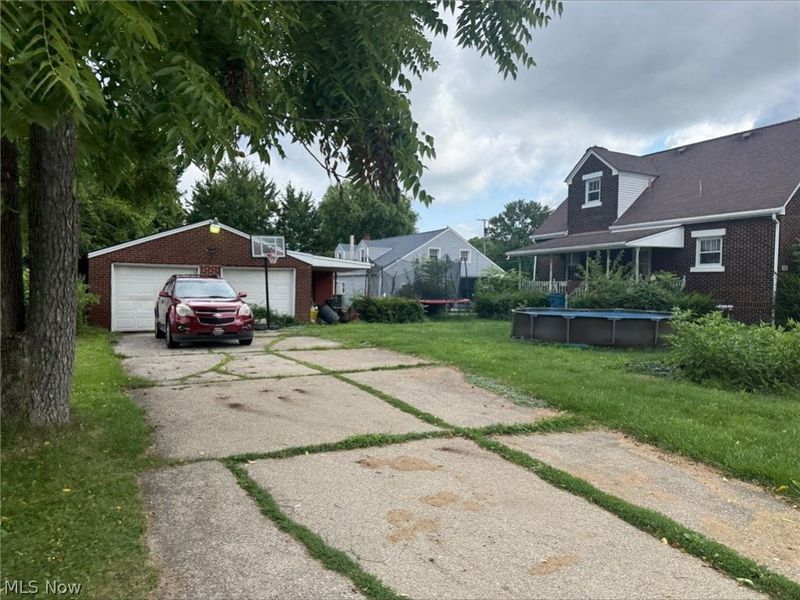 800 Tenney Avenue , Campbell, OH 44405 Photo 5