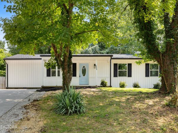 5200 Evelyn Drive, Knoxville, TN 37909