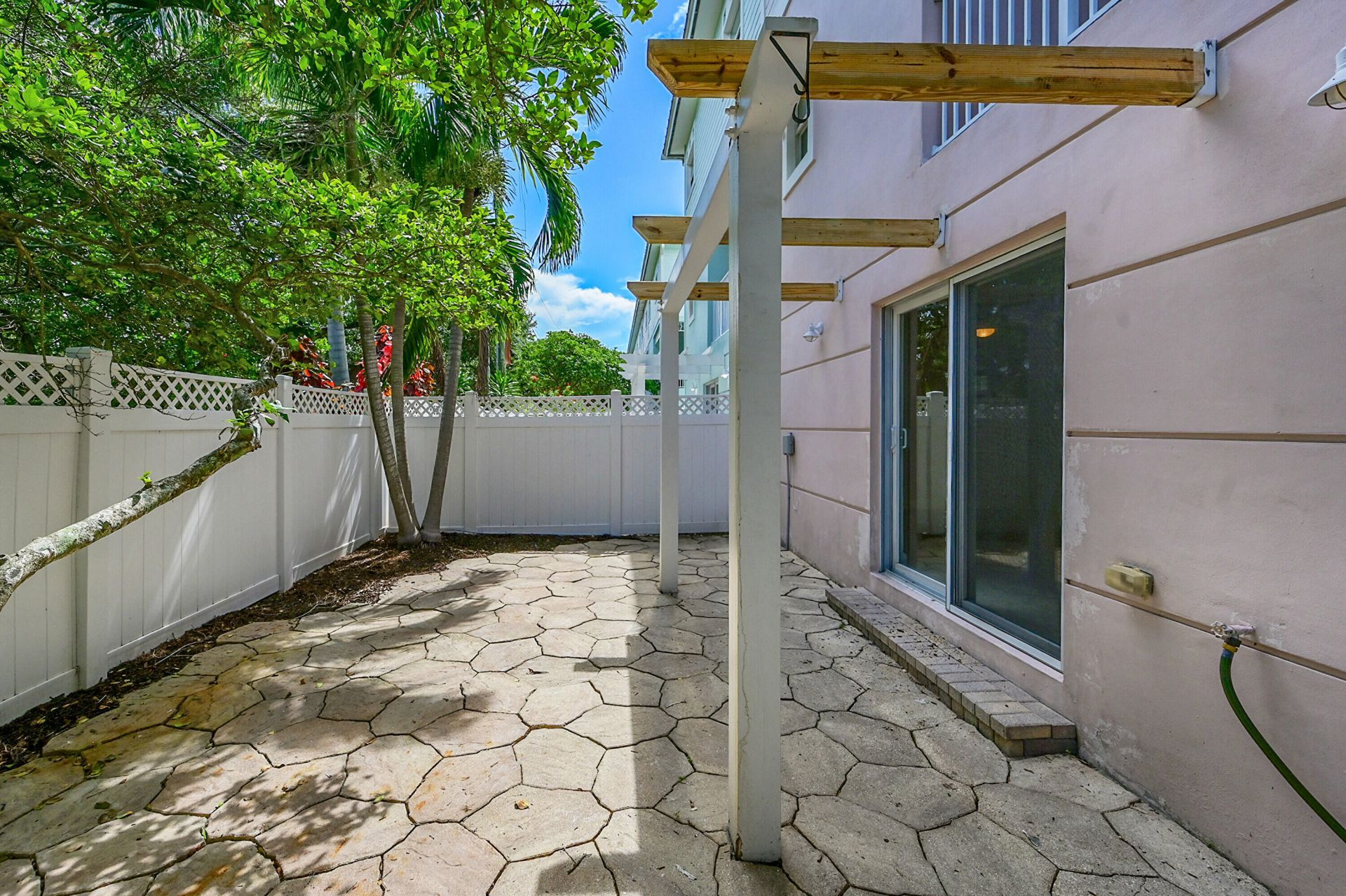 453 NE 1st Street, Pompano Beach, FL 33060 Photo