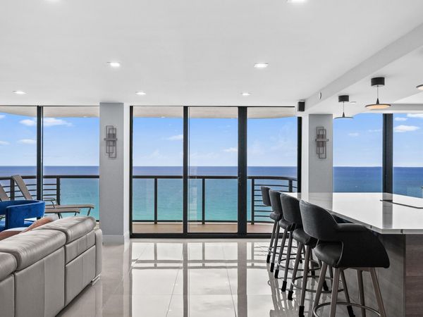 250 S OCEAN Boulevard, Unit 15D, Boca Raton, FL 33432