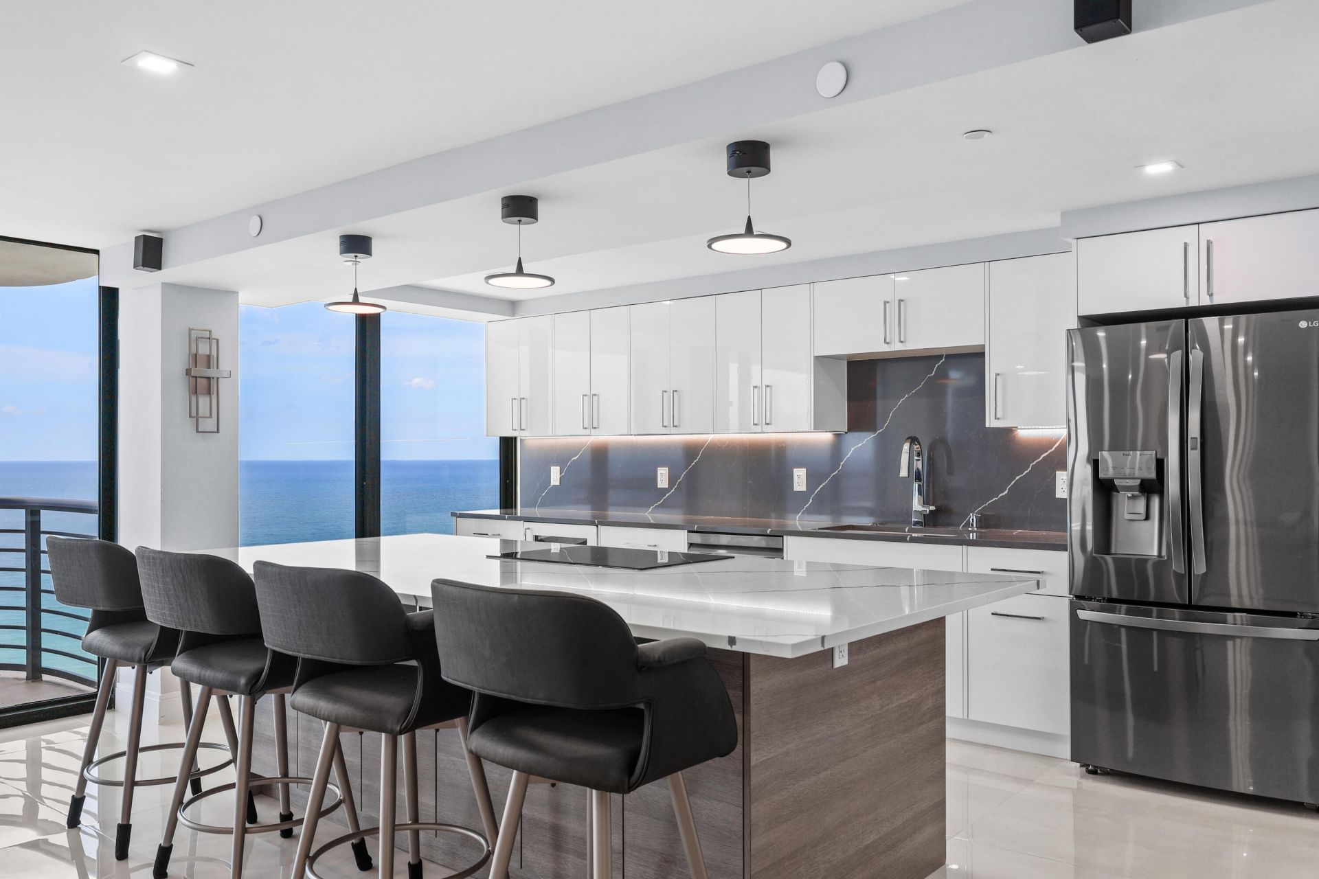 250 S Ocean Boulevard, Unit 15D, Boca Raton, FL 33432 Photo