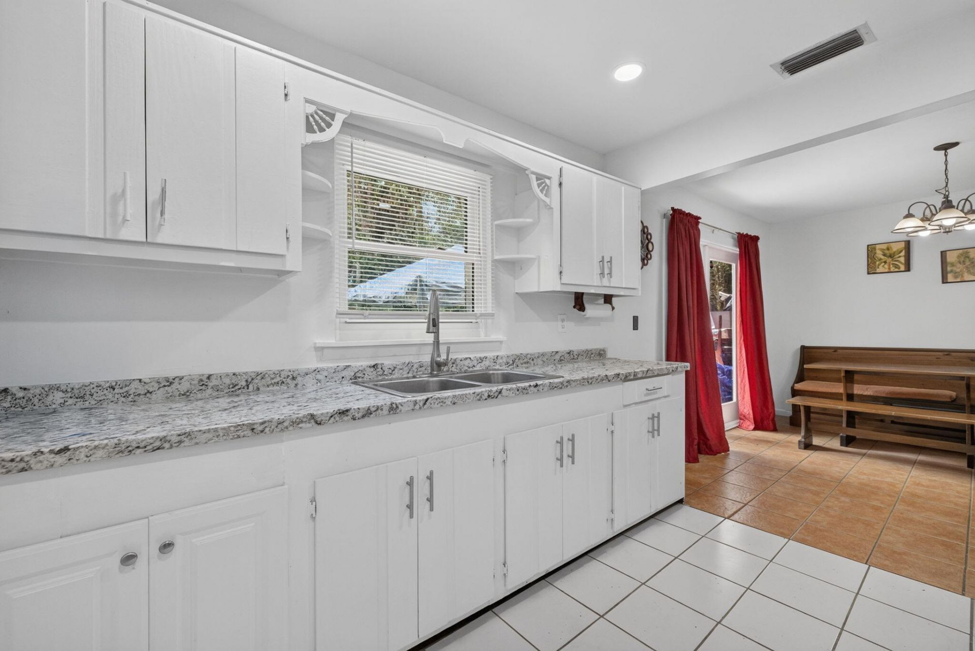 6868 E Center Street, Okeechobee, FL 34974 Photo