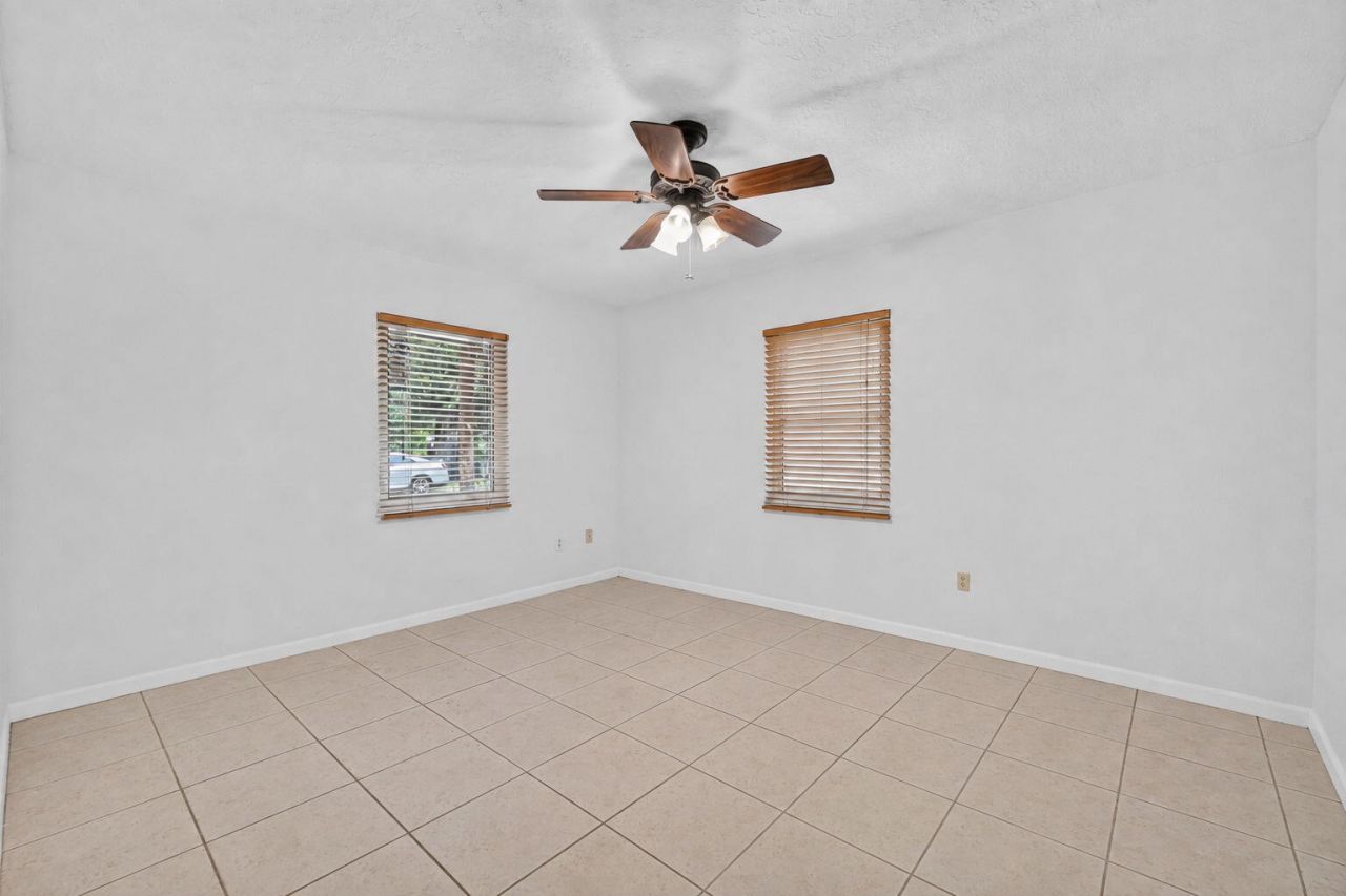 6868 E Center Street, Okeechobee, FL 34974 Photo