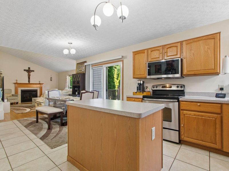 4146 Nafzger Drive, Columbus, OH 43230 Photo 11