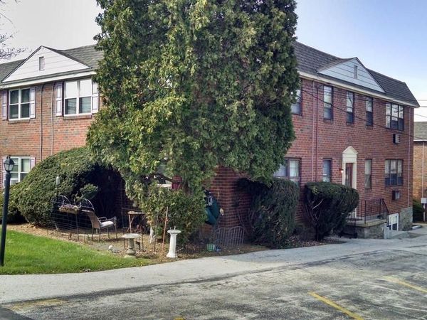 3209 WEST CHESTER PIKE, Unit B-1, NEWTOWN SQUARE, PA 19073