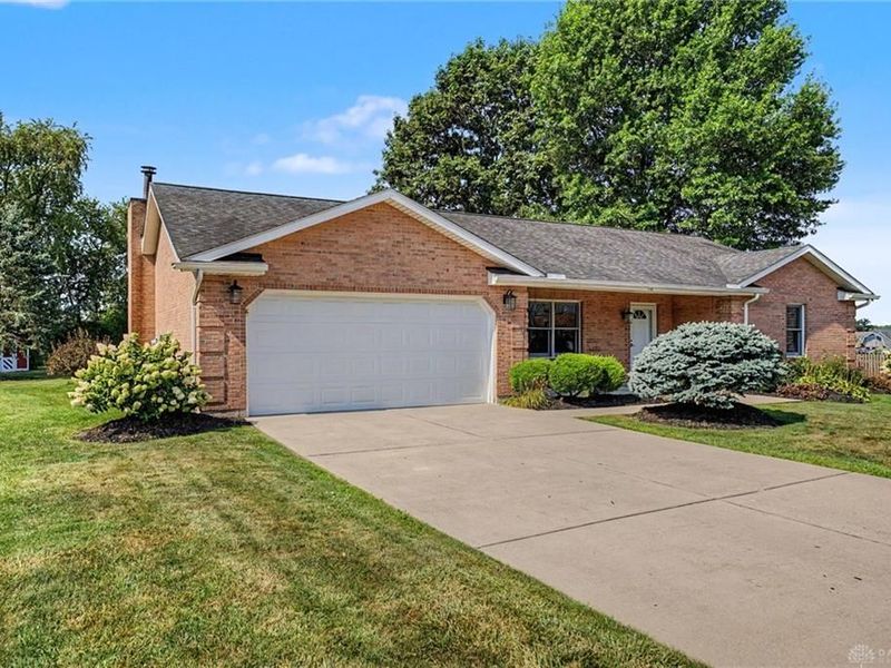 1134 Arlie Court, Xenia, OH 45385 Photo 2