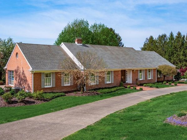 480 W Highland Drive , Zanesville, OH 43701