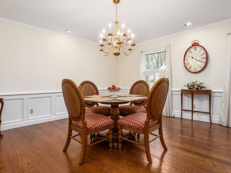 480 W Highland Drive , Zanesville, OH 43701 Photo 5