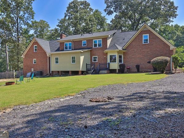 3765 Cannonwolde Drive, Snellville, GA 30039