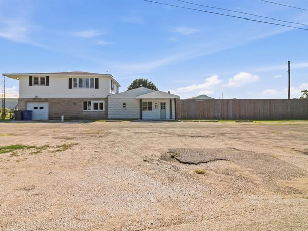 1611 E Loew Road, Marion, IN 46953