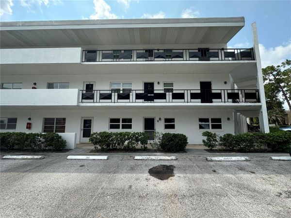 100 EL CAMINO DR , Unit 104, WINTER HAVEN, FL 33884