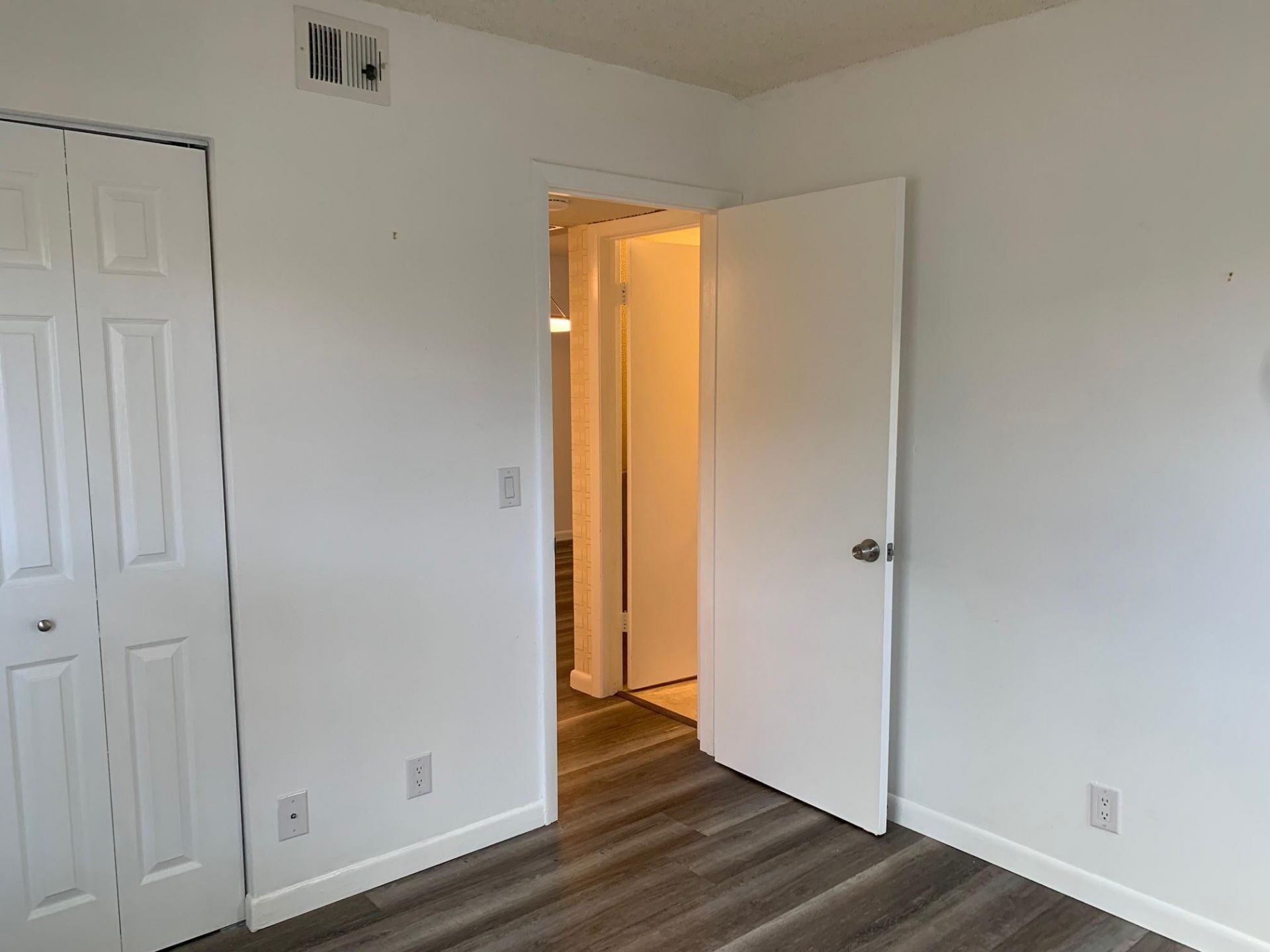 21915 Lake Forest Circle, Unit 106, Boca Raton, FL 33433 Photo