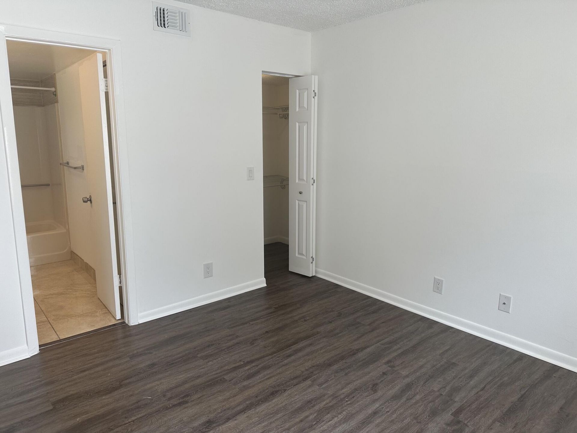 21915 Lake Forest Circle, Unit 106, Boca Raton, FL 33433 Photo