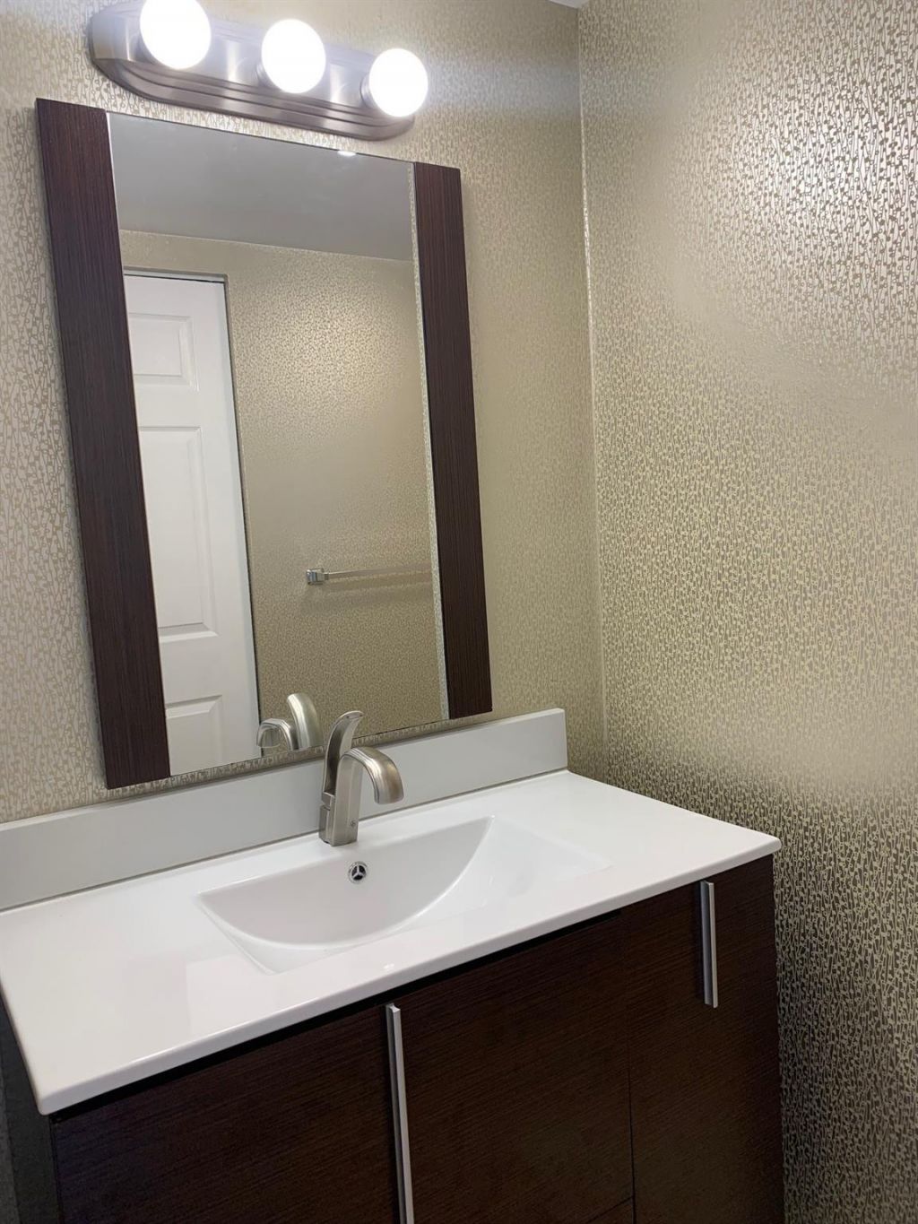 21915 Lake Forest Circle, Unit 106, Boca Raton, FL 33433 Photo