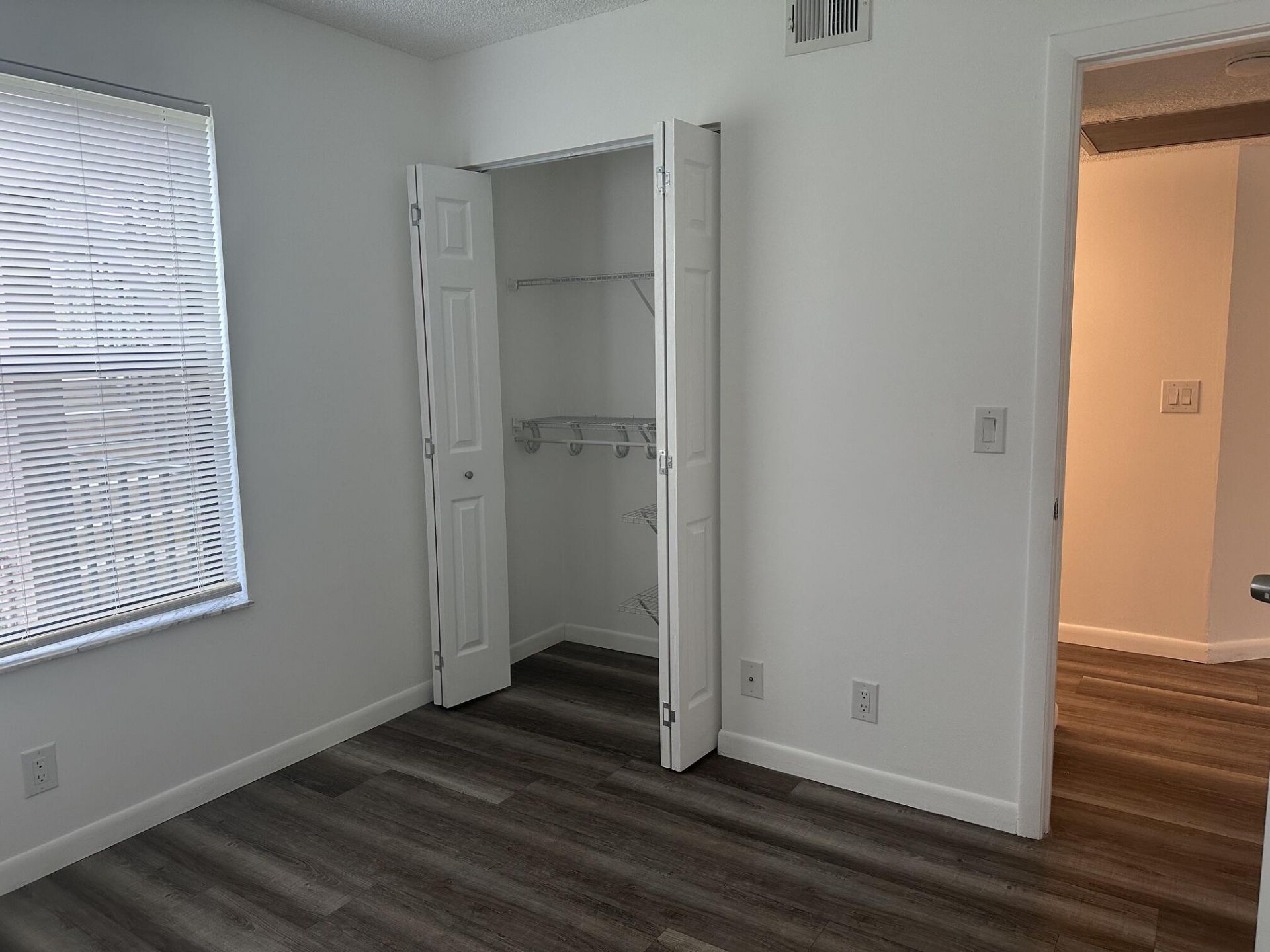 21915 Lake Forest Circle, Unit 106, Boca Raton, FL 33433 Photo