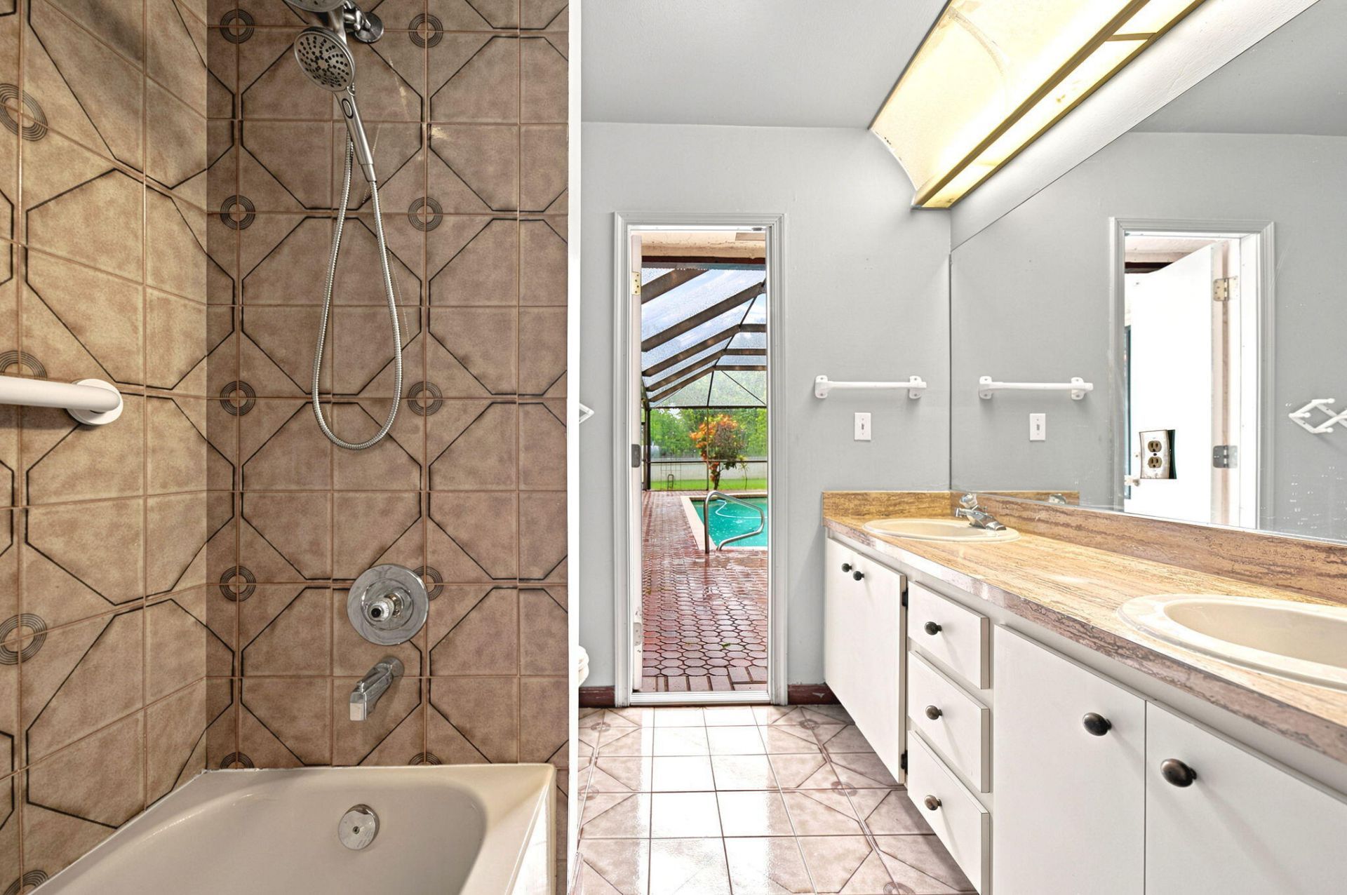 1120 NW 77th Avenue, Plantation, FL 33322 Photo