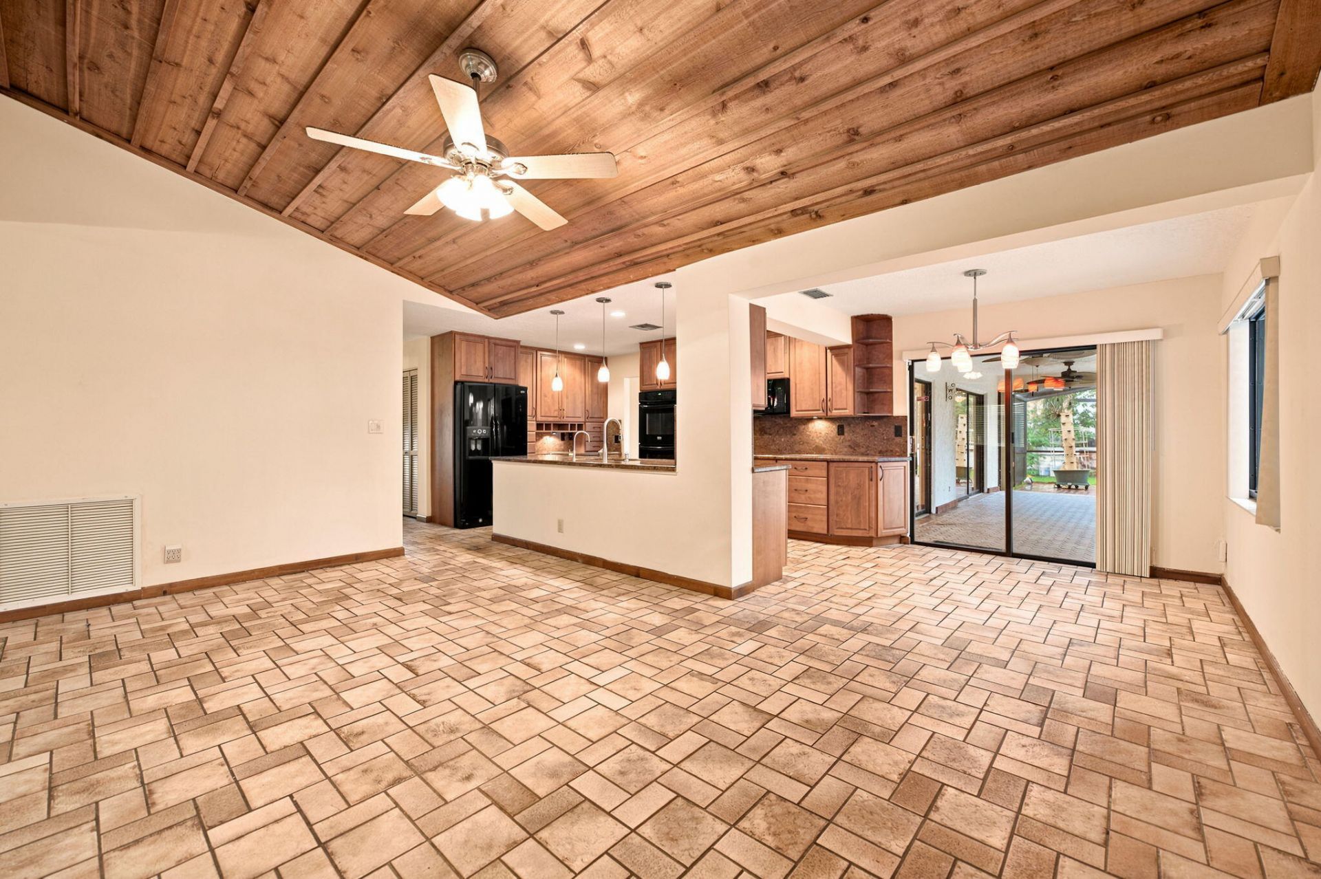 1120 NW 77th Avenue, Plantation, FL 33322 Photo