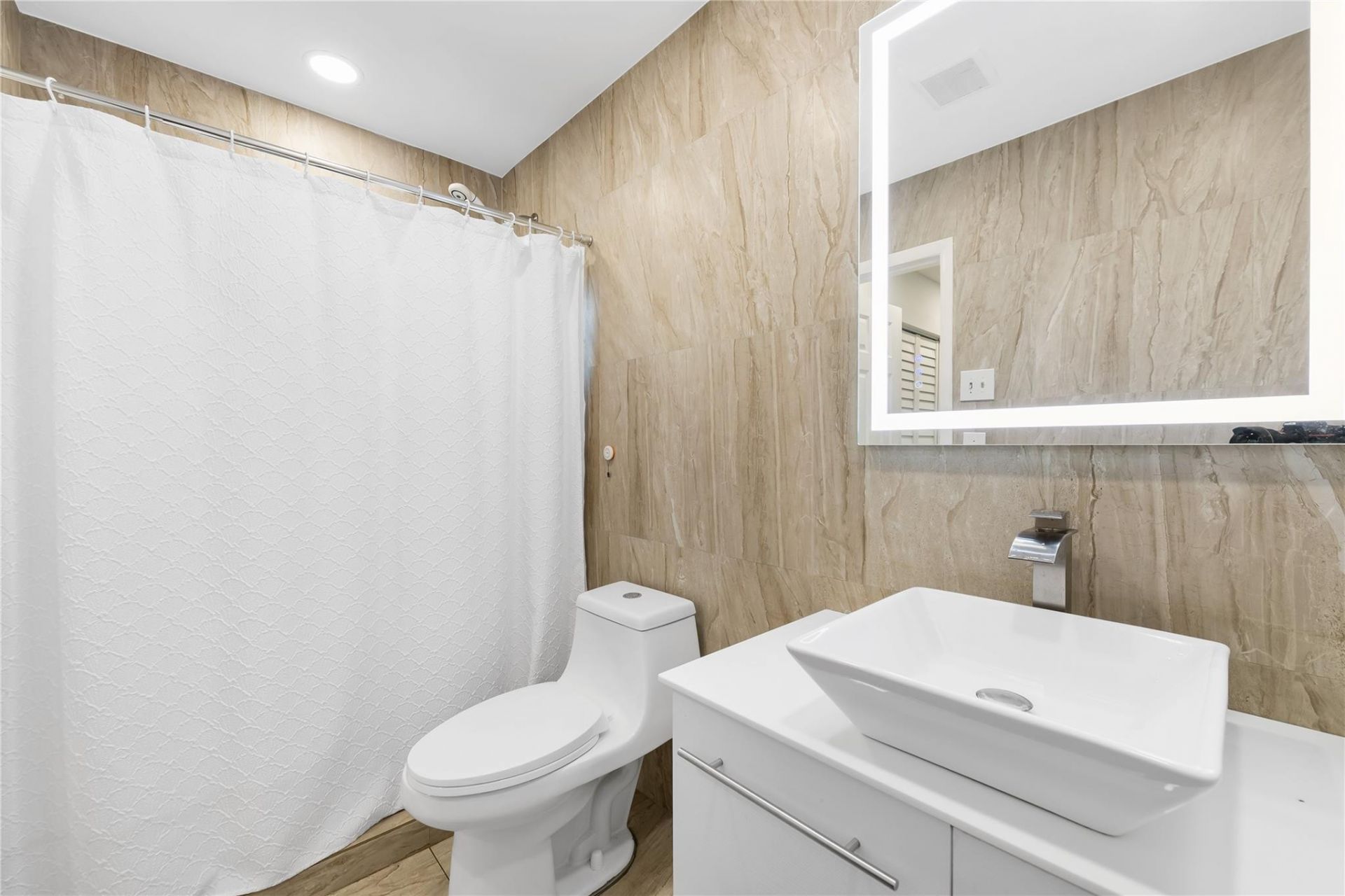 4010 Coral Springs Drive, Coral Springs, FL 33065 Photo